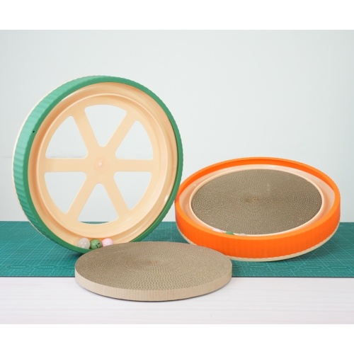 Interactive Cat Scratcher Pad with Spinning Balls