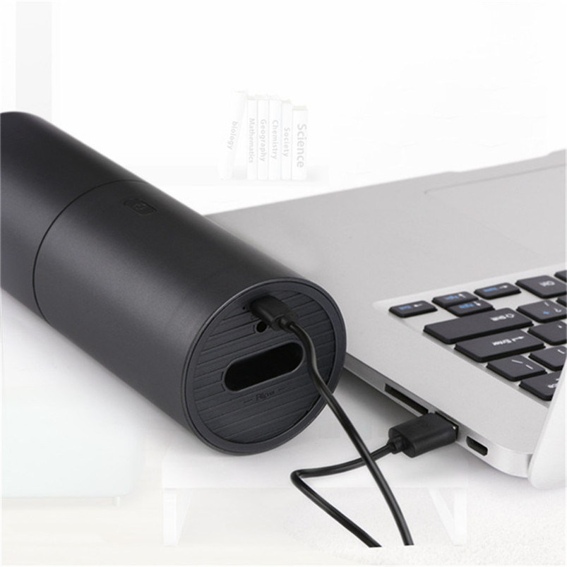 د ځواکمن پورټ ایبل USB ریچارج وړ مینی ویکیوم کلینر