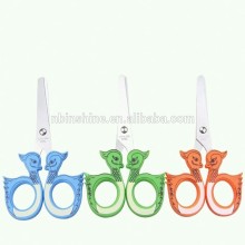Children cartoon plastic scissors with printing , lovely child scissors , selling scissors