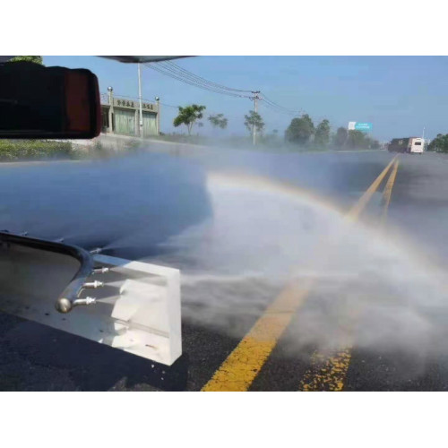 Camión de lavado y barrido con volante a la izquierda