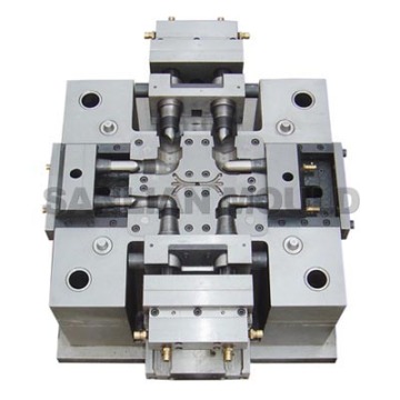 Injection mould for pipe fitting mould