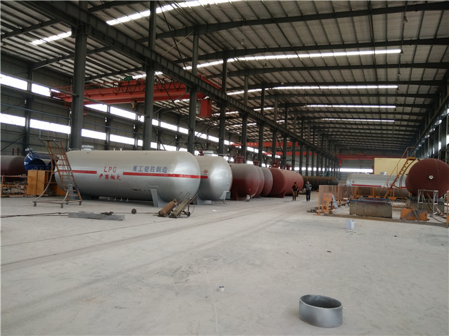 Bulk LPG tanks