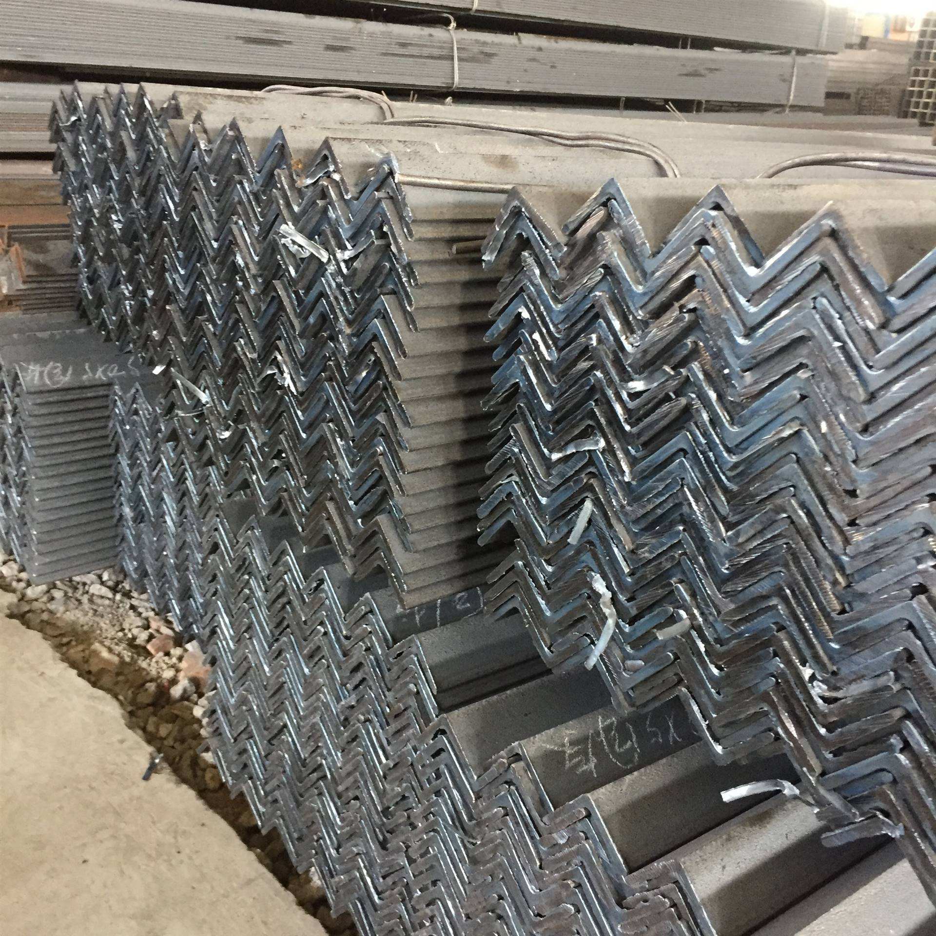 Factory price mild steel angle bar