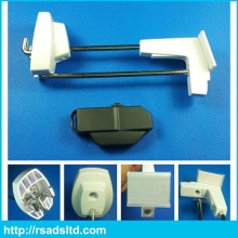 Popular Locking Security Hook for Slat Wall