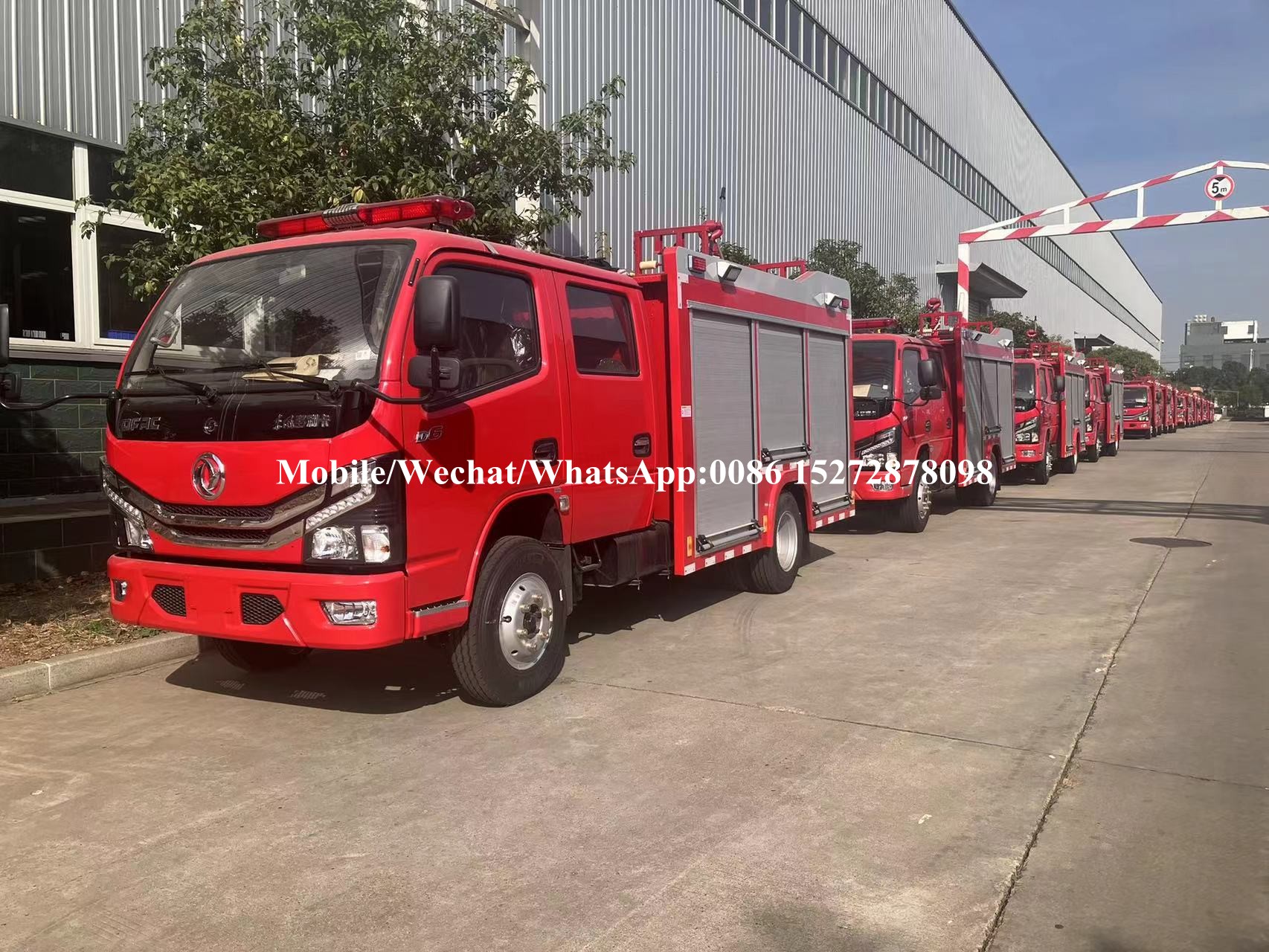 Dongfeng 5m3 camión de bomberos (7) Dongfeng 5m3 Fire Truck (7)