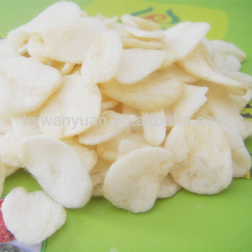 Grade A vacuum fried garlic flakes