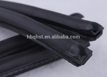 Automotive rubber sealing strip about door window