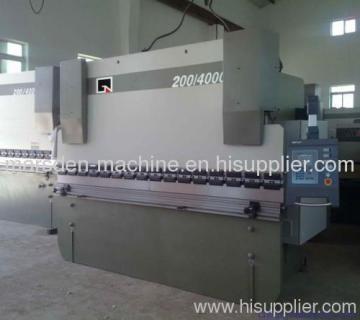 Metal Sheet Bending Machines 