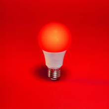670nm Red Bulb Light for Sleep Therapy: Promotes Natural Sleep Aid