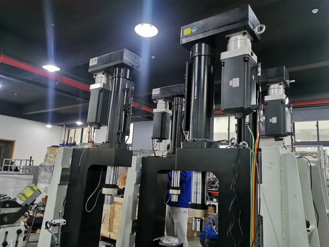 Абсталяванне націскаў на чатыры колы націскае абсталяванне