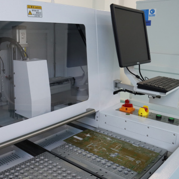 Empat Platform Kerja Axis Mesin Pemisah PCB Visual