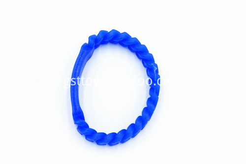 Chinese Doughnut Embossed Bracelet-1