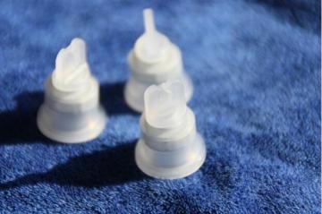 Small size filp off cap