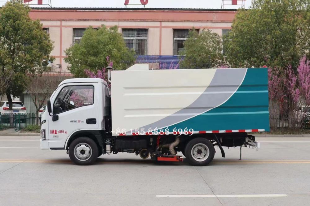 Yuejin Vacuum Truck 7 Jpg