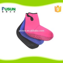 Unisex neoprene slip resistant shoes