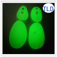 Shatter resistant glow in the dark pebble stone lighting pebble cobble stone