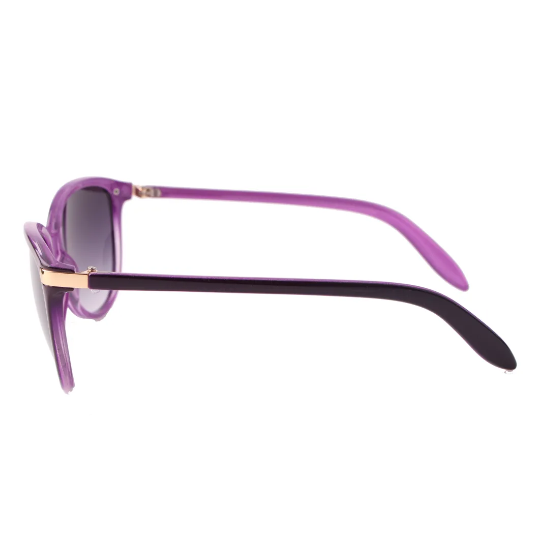 2018 Oval Shape Fashion Sunglasses with Metal Hinge