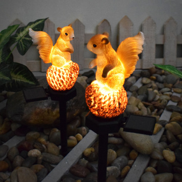 Squirrel Shaped Courtyard Lamp