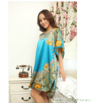 Women's silk pajamas factory