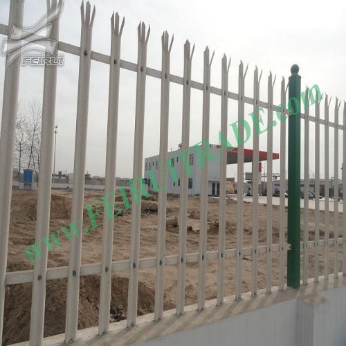 Plastic Coated Metal Picket Palisade Fece