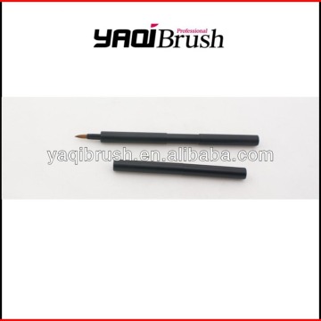 Retractable lip brush black