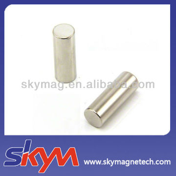 small thin round magnet