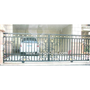 Raw Iron Fence for Courtyard
