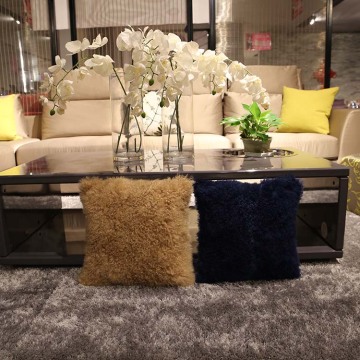 Factory price lamb wool fur lambskin cushion