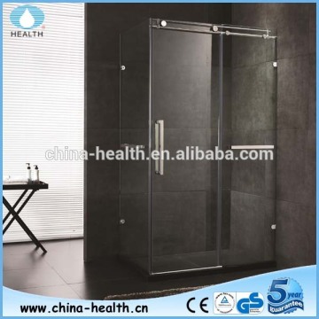 Corner sliding shower cabin