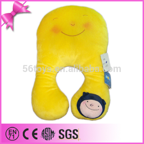 custom China soft stuffed cute cartoon U shape pillow valentine plush love toy