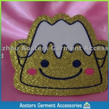 Custom merchandise iron on adhesive fabric woven labels for t-shirt