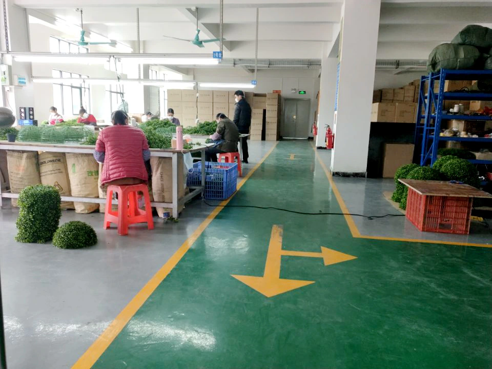 PE Boxwood Garland Artificial Plant for Home Decoration with SGS Certificate (48099)