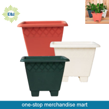 Dollar Items of Plastic Flower Pots