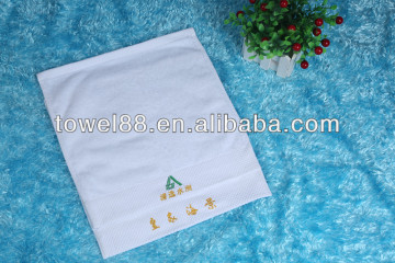Solid color dyed embroidery design fancy hand towels