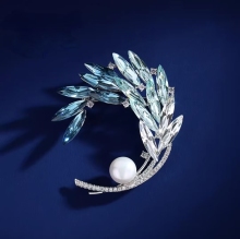 Wheat ear niche brooch