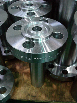 LONG WELDING NECK FLANGES