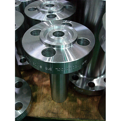 LONG WELDING NECK FLANGES