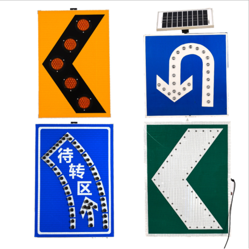 Panneaux de signalisation routière à énergie solaire