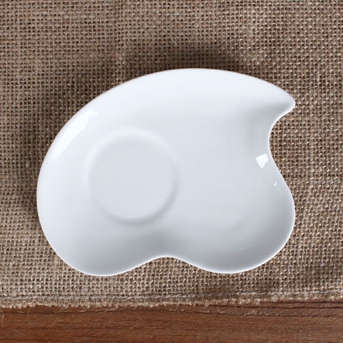 love shape saucer