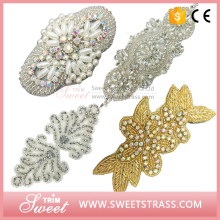 Factory direct wholesale bridal beaded crystal rhinestone appliques for wedding dresses