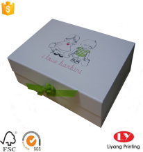 White Magnetic Cardboard Gift Box With Ribbon