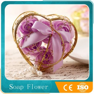 best cheap wedding giveaways