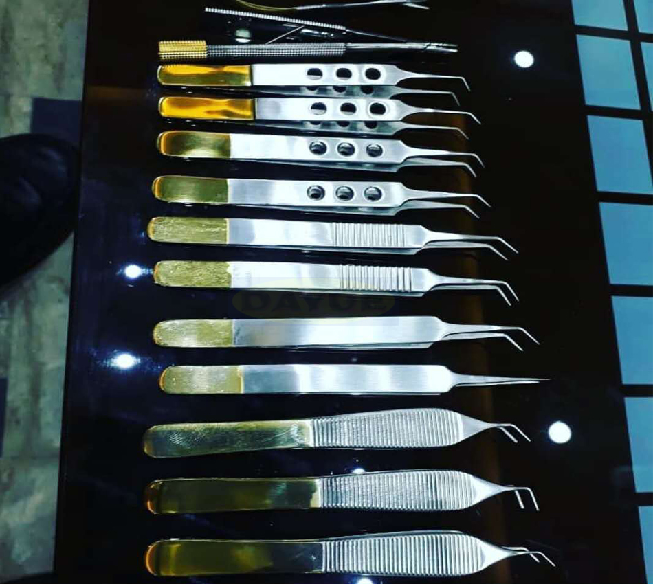 Nadelpinzette zur Haartransplantation Needle tweezers for hair transplant
