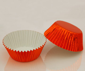 Red foil baking cup