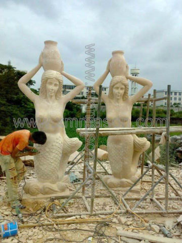 large outdoor sculptures