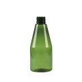 διαφανές πράσινο μπουκάλι σπρέι πλαστικής σκανδάλης κατοικίδιων ζώων