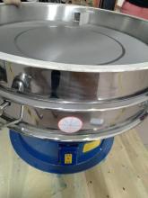 Round Vibrating Sieve Separator Vibratory Separator Machine
