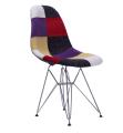 Replika patchworku tapicerowanego krzesła Eames dsr