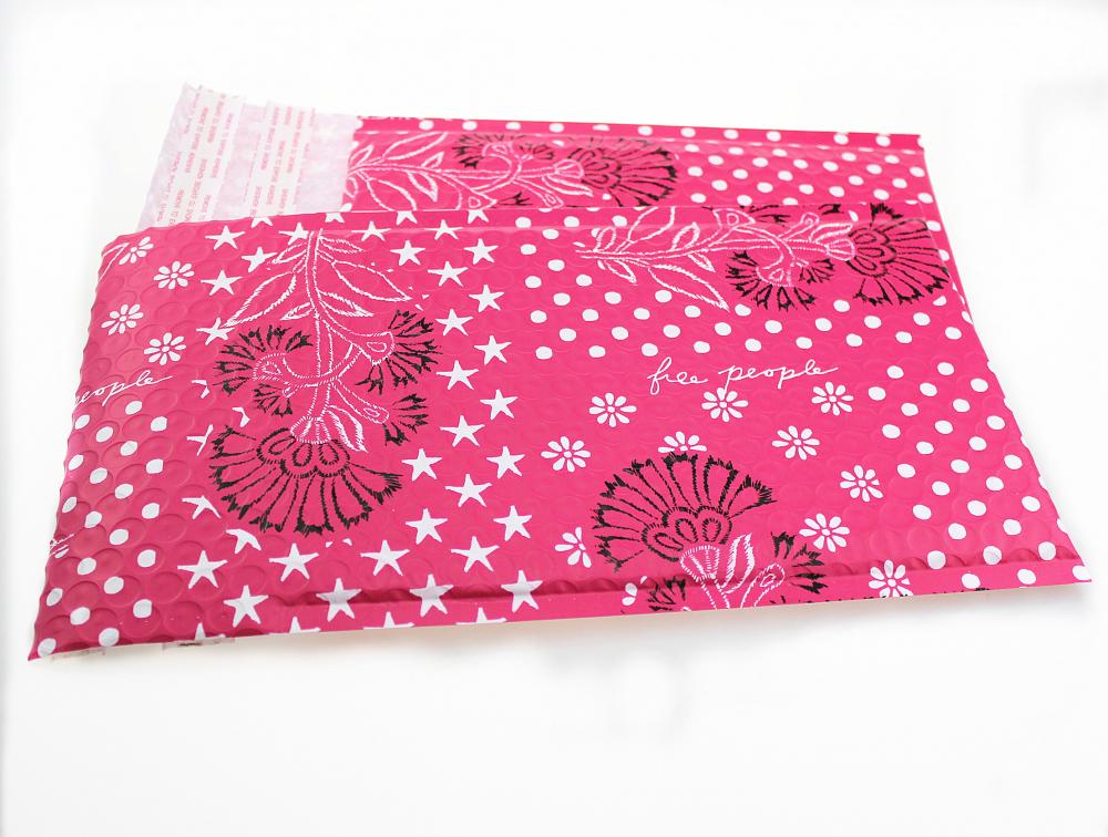 Customized Poly Bubble Mailers For Make Up Tools