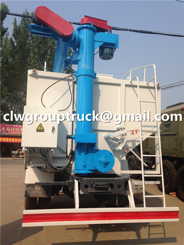 Bulk Feed truck_2761